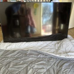 Onni 65” TV And TV Mount