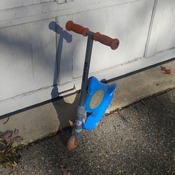 Small Kids Razor Scooter -$2.     Good For 2-5 Yr Olds