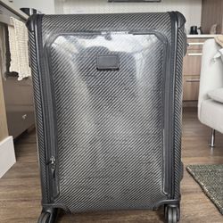Tumi International Front Pocket Expandable Four Wheel Carry On Suitcase