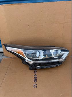 2019,2020,2021 Kia Forte Headlight/Foco Delantero Rh Passenger Oem,Original  Ask