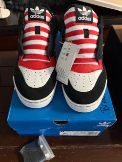 Adidas Rivalry Cat in the Hat sneakers
