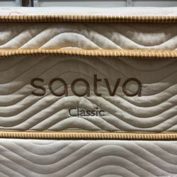 Saatva Classic Firm Full Mattress - LIKE NEW! Delivery Available