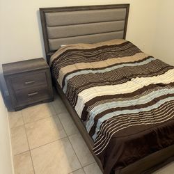 Full Bed With Dresser/nightstand
