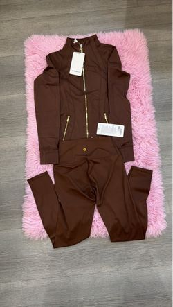 Lululemon sets