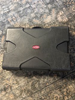 SKB SP-45 pedal board