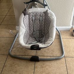 Graco Baby Swing – Like New, Clean & Working Perfectly