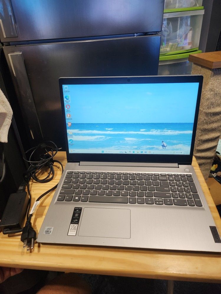LENOVO 15.6" LAPTOP Intel Quad Core i5-1031,256ssd HD,Windows 11
