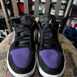 Jordan 1 Low Court Purple 