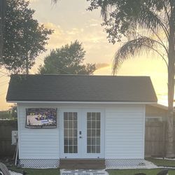 Modern tiny home / backyard cottage for sale 