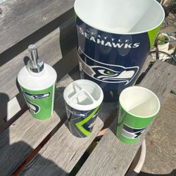 Seattle Seahawks Lot Garbage Can Water Cup Soap Battle And Toothbrushes Holder 