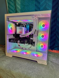 White Nvidia RTX 5050 Gaming PC / 1.5TB, Windows 11 Pro, RGB, White