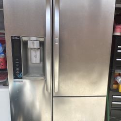 LG Refrigerator 