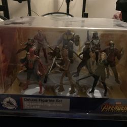 Marval Deluxe Figurine Set