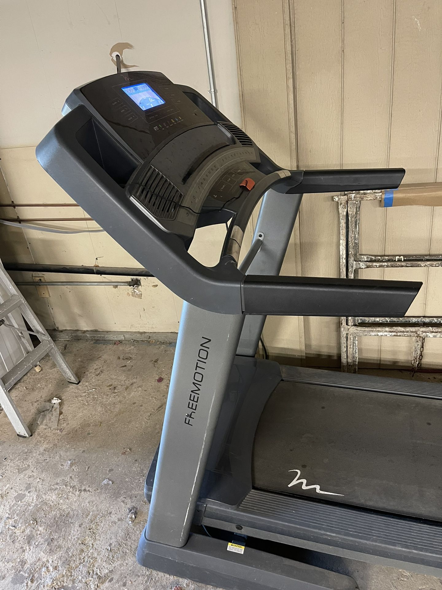 Treadmill 150.00$ 