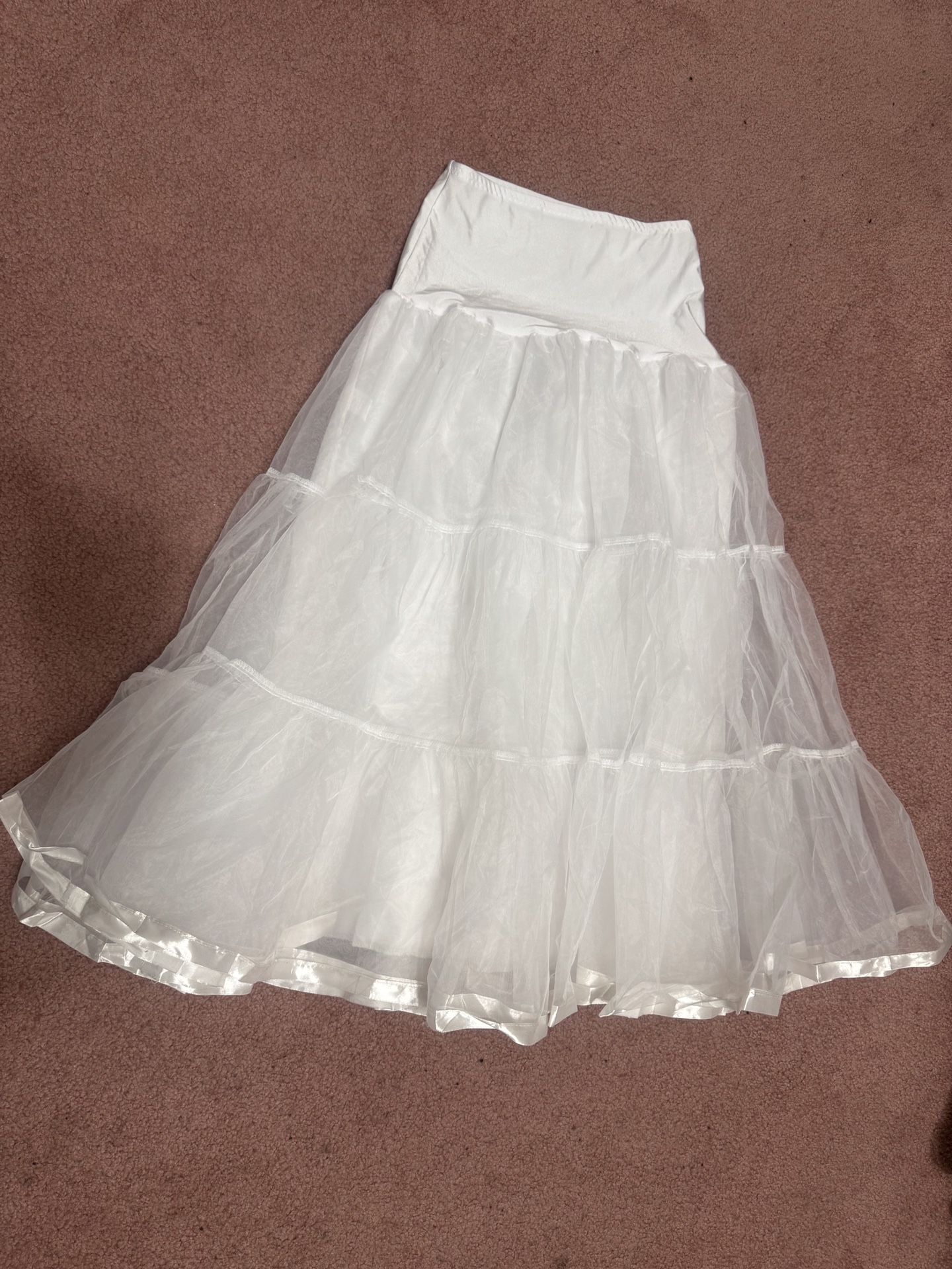 New Medium White Chrinolin tutu dress skirt gown costume stretchy