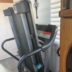 PRO-FORM XP680 Cross Trainer Treadmill