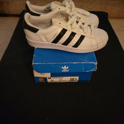 Adidas superstar shoes