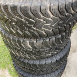 4 LT 265 75 R 16 Goodyear Wrangler Tires