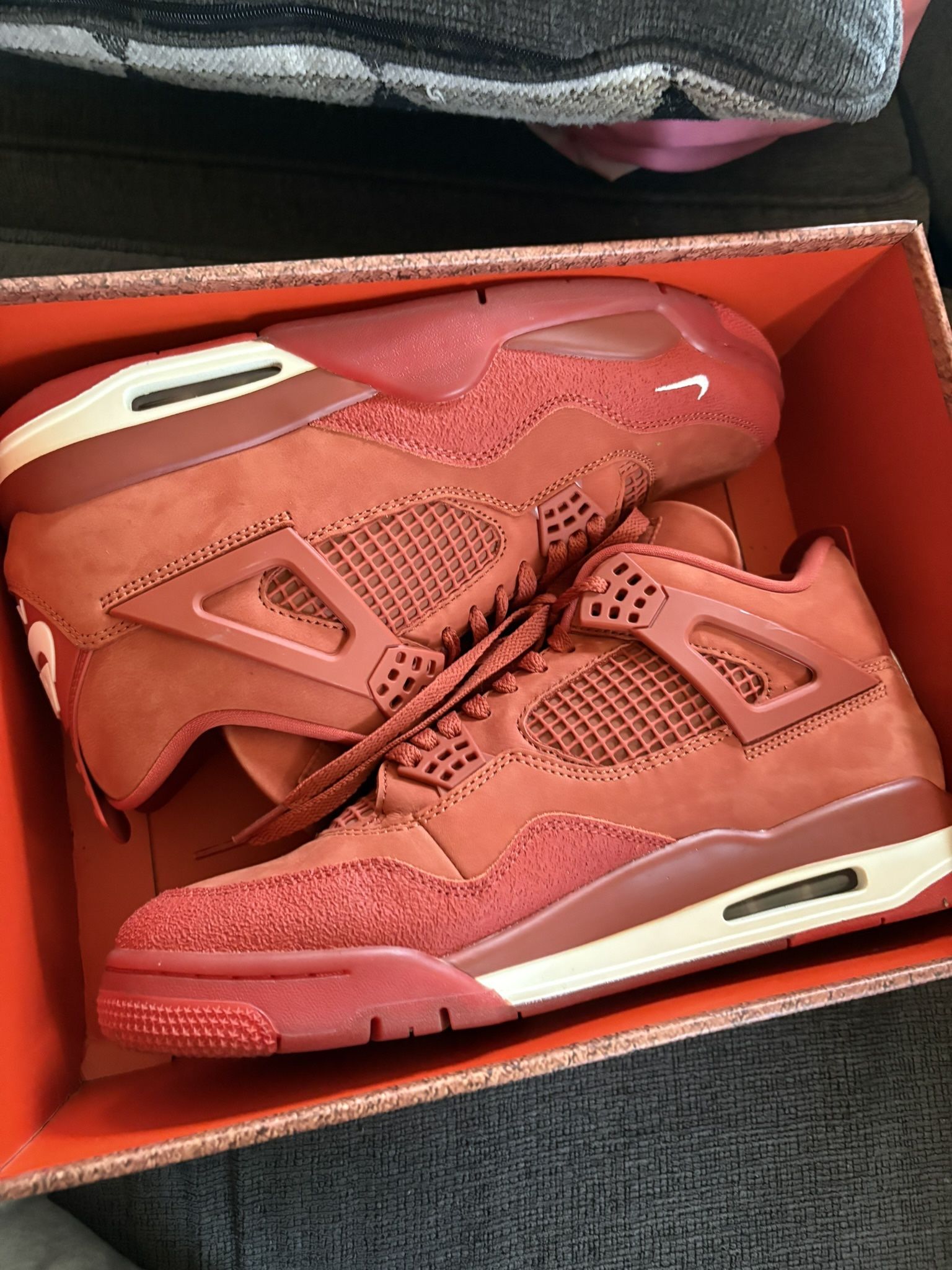 Jordan 4