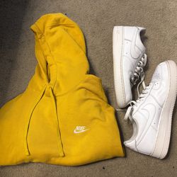 NIKE HOODIE & SHOES