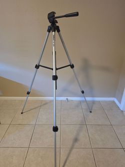 Nice Tripod