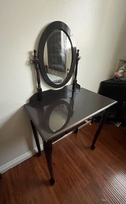 Dark Brown Vanity Desk