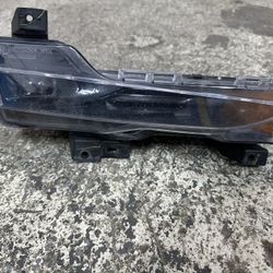 17-23 Tesla Model 3/Y OEM Right Side Foglight