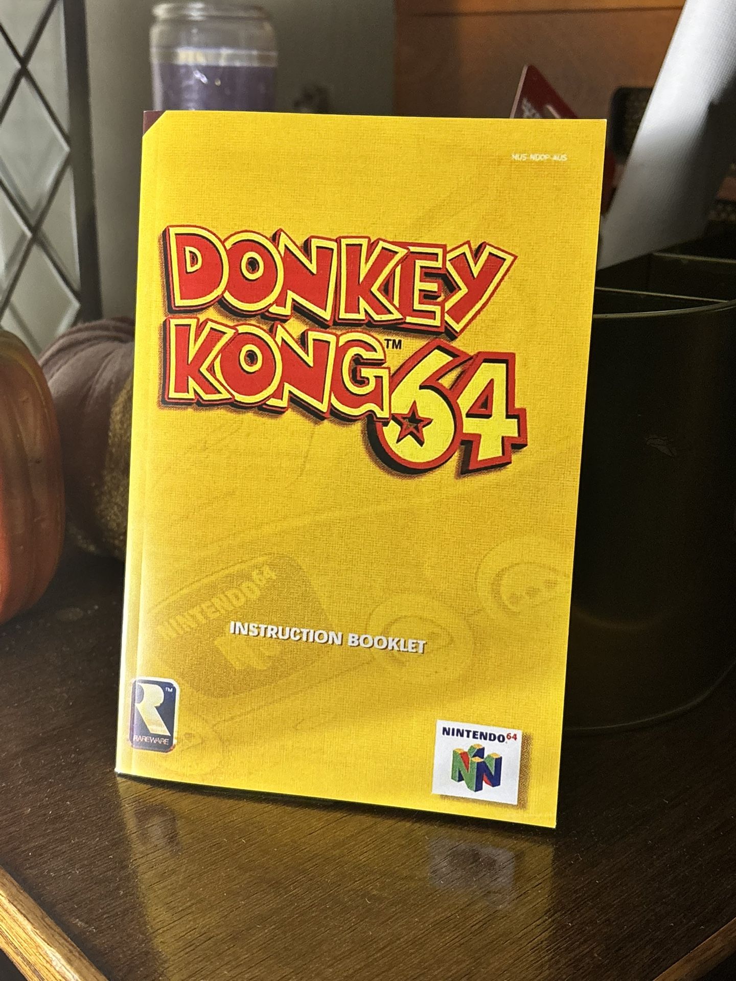 Donkey Kong N64 Instruction Booklet