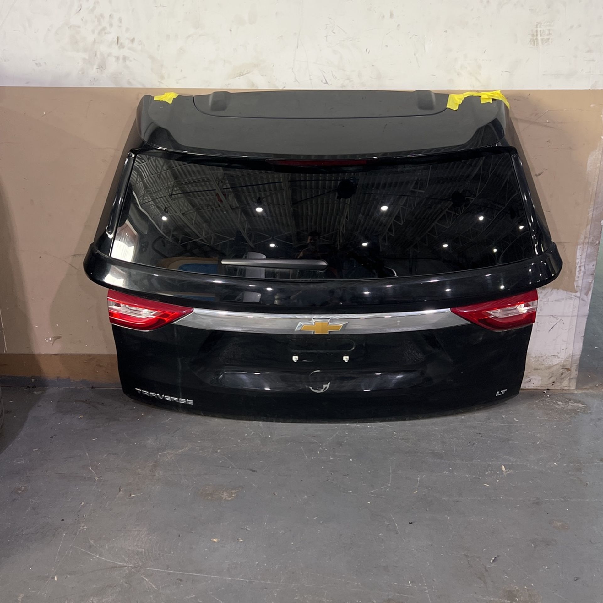 18-21 Chevrolet Traverse Liftgate Tailgate Tail Lift Gate 2018 2019 2020 2021