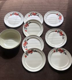 Vintage Hall Red Poppy Eight 9” Dinner Plates & 9” Serving Bowl