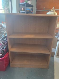 3 Shelf bookshelf