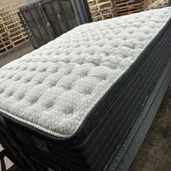 New Mattress  Queen 