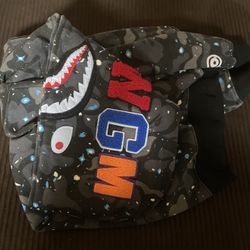 OG BAPE XL FITS LIKE A LARGE 