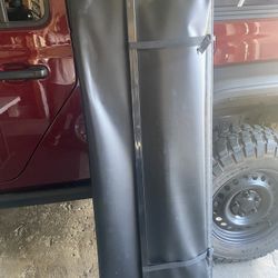 TrI-fold Bed Cover For Jeep Gladiator 