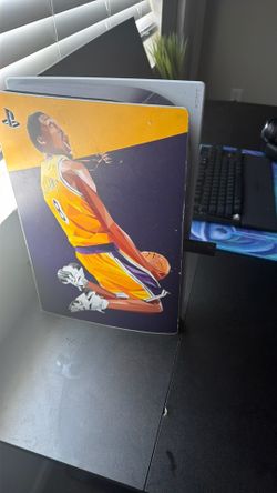 PS5 monitor and keyboard