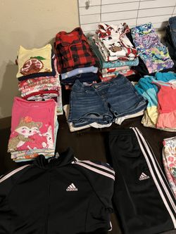 Lot of girls clothes 6/7 