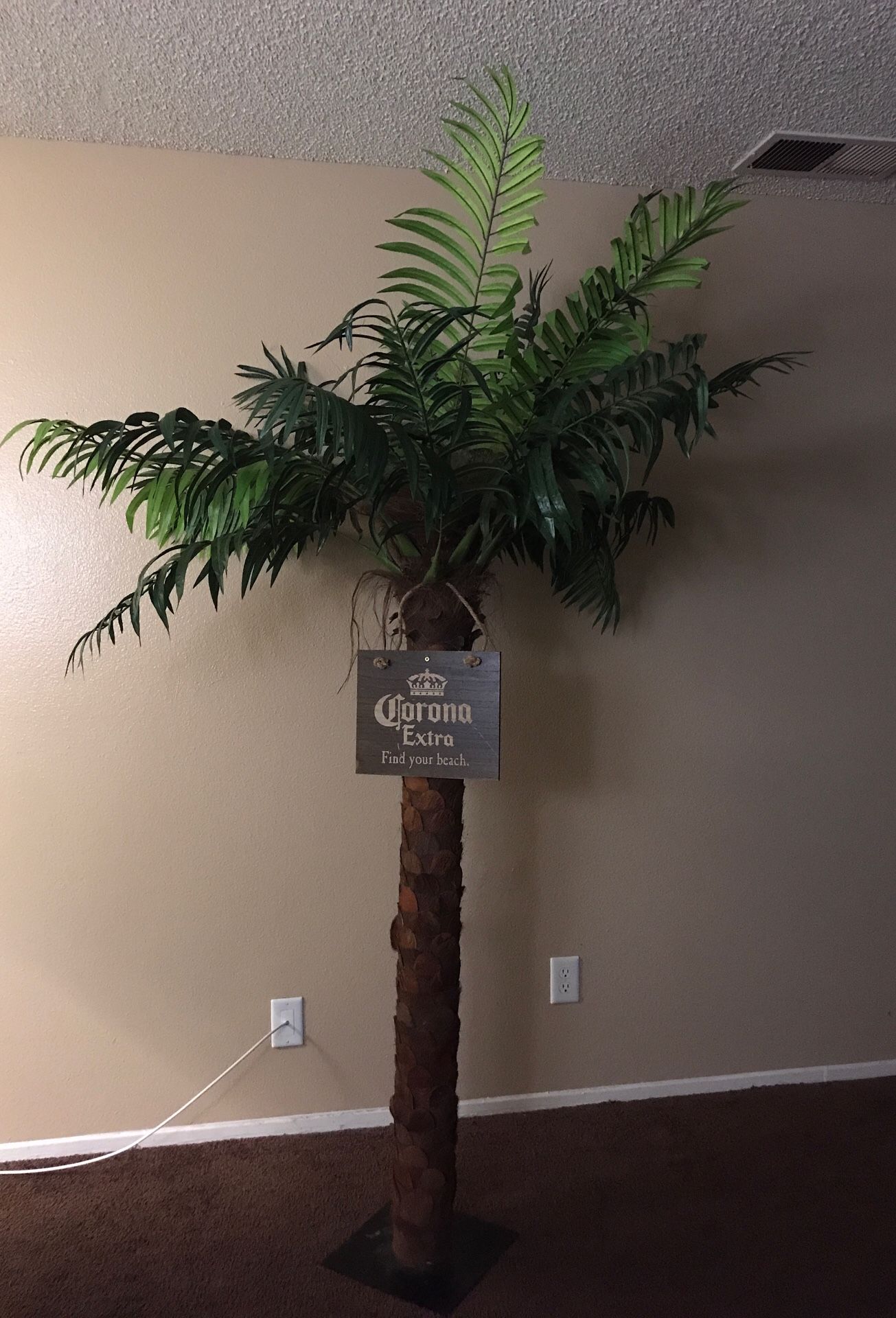 Artificial Palm tree Corona Extra Find your beach