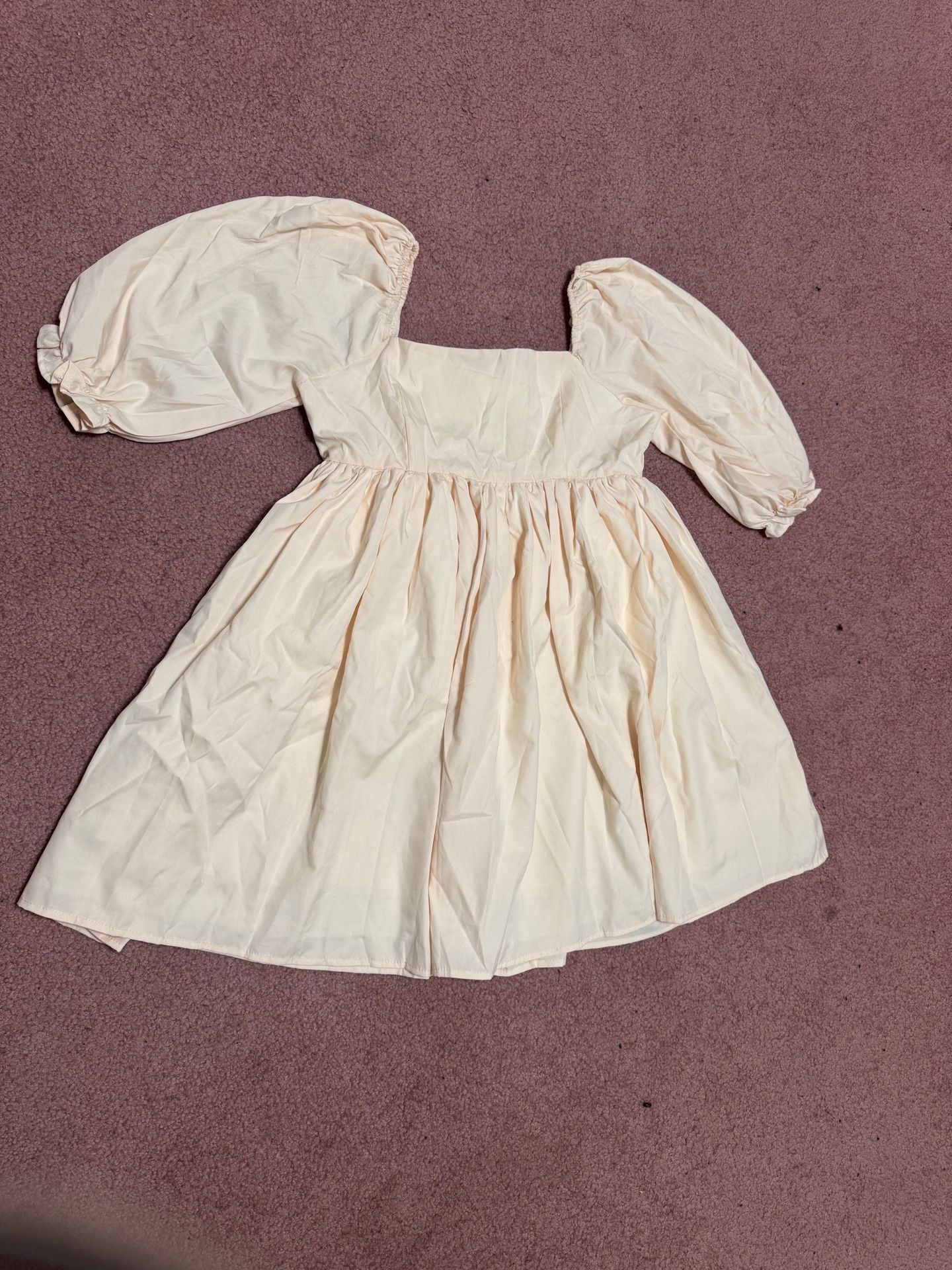 New large cream white short poof sleeve dress mini gown