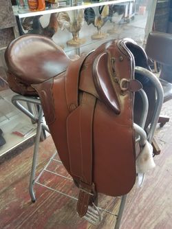 Australian saddle "15"