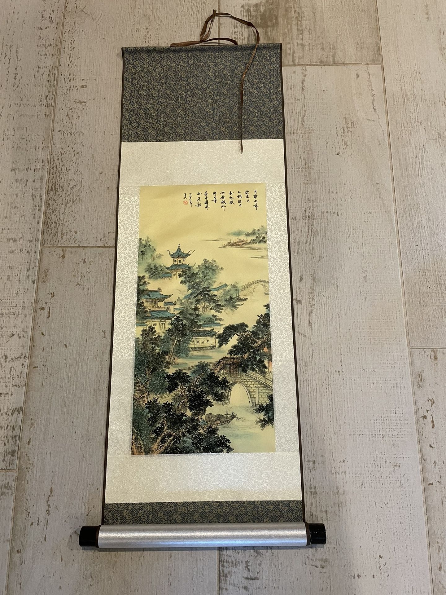 Chinese Scroll Silk Painting