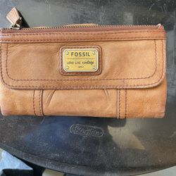Vintage Fossil Leather Long Live Wallet In Good Condición 
