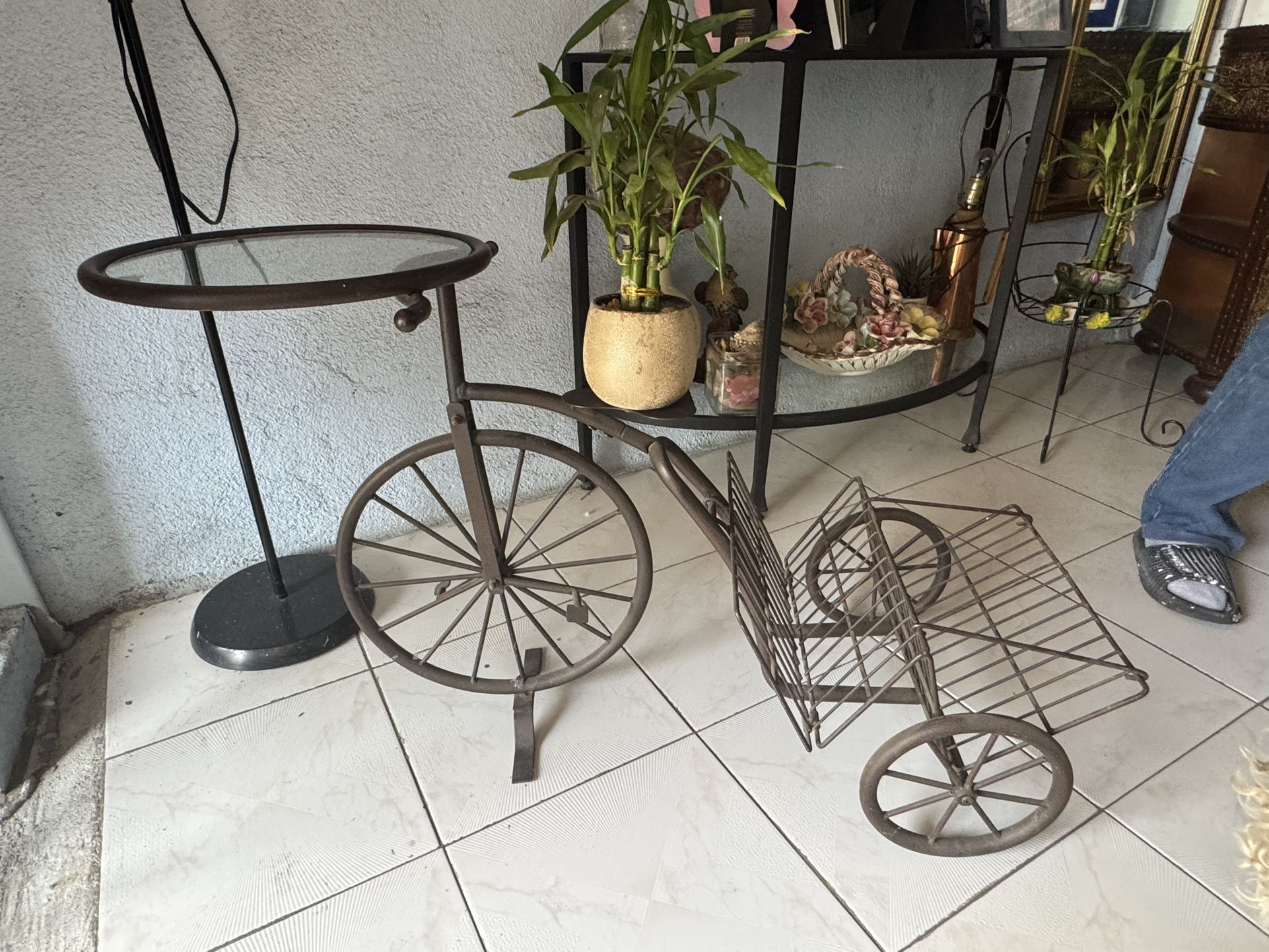 Small Table/Plant Holder