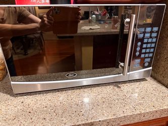 Oster Microwave