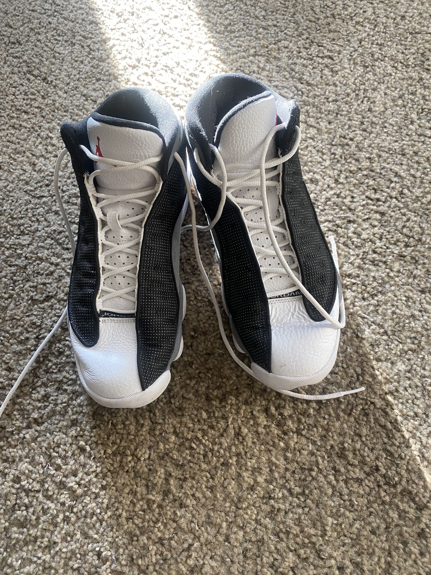 Jordon 13 Black And White