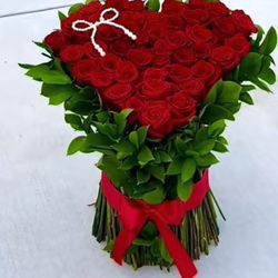 50 Roses 🌹 Standing Heart