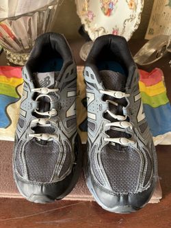 New Balance All Terrain Hiking and walking Shoes  Men’s Size 10