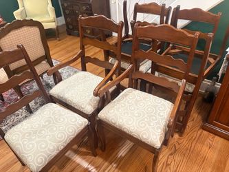 Penna. House dining room chairs