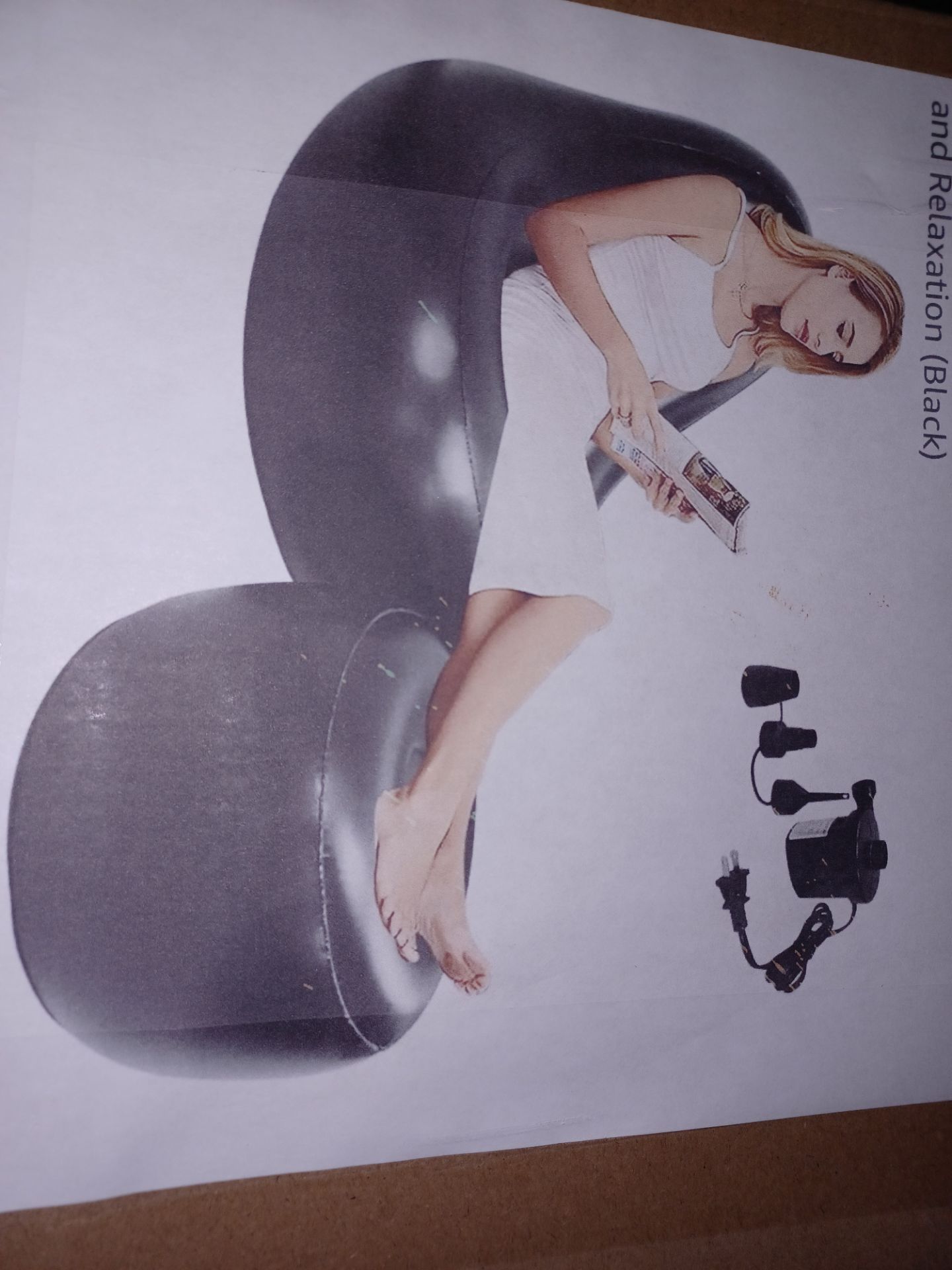 Inflatable BBL Sofa with Hole and Air Pump
Black inflatable recovery sofa has specialized hole for post-surgery comfort. PVC material is durable and e