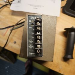 Precision DC power supplies