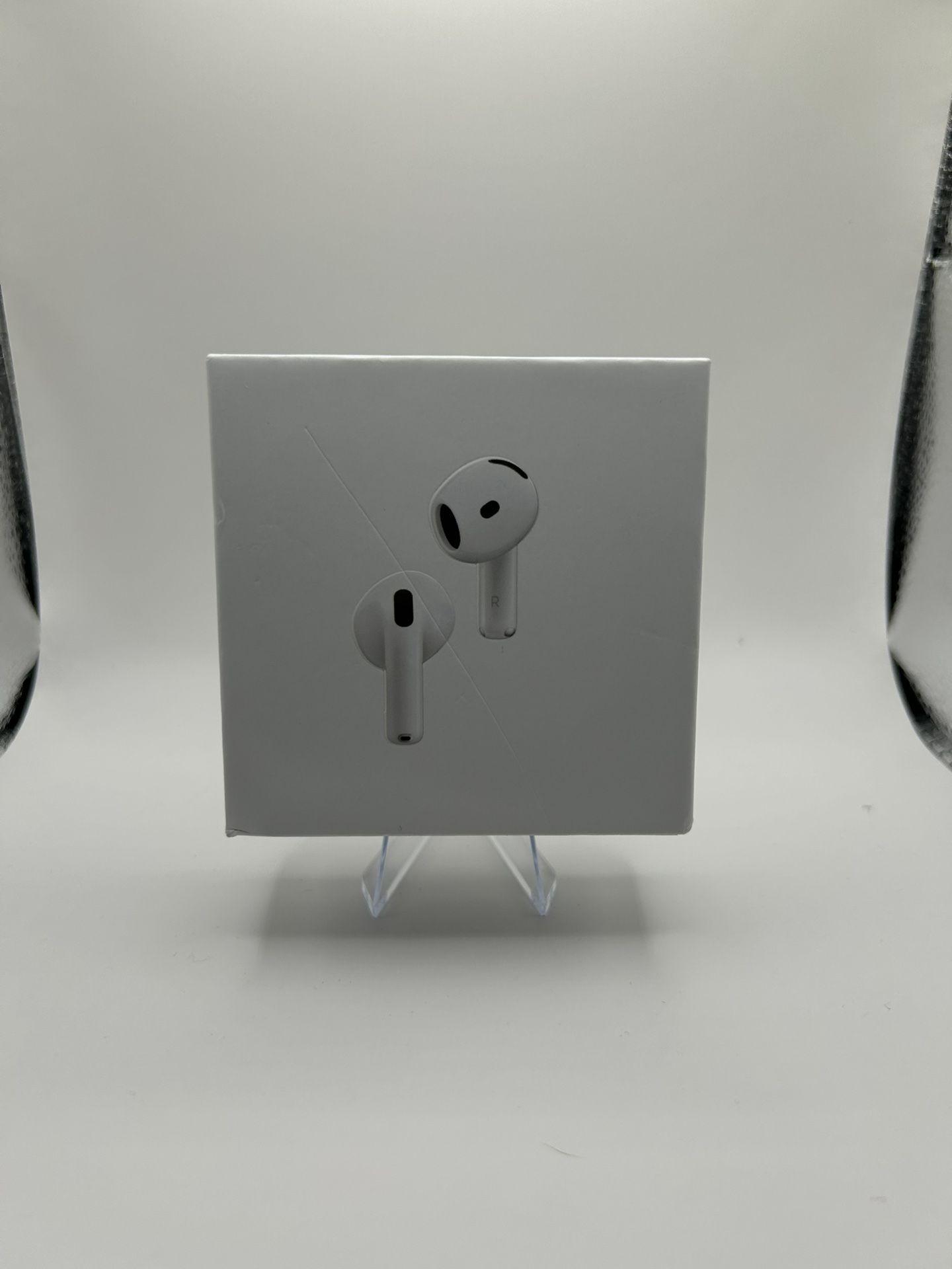 Airpods pro 4 with receipt
